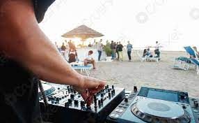 SEI ANCORA IN TEMPO !AGOSTO SETTEMBRE ANIMATORE IN TOSCANA MARE !! - Foto 3