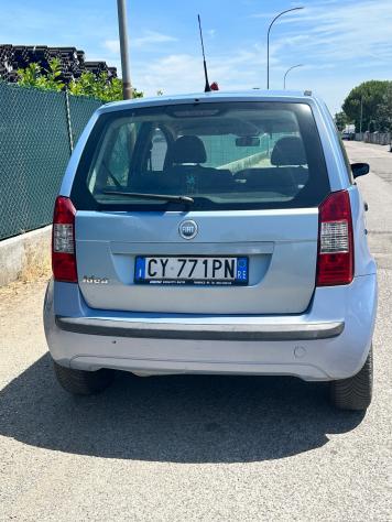 Fiat Idea 1.4 16V Dynamic - Foto 5