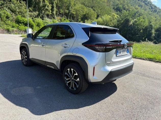 Toyota Yaris Cross 1.5H (116 CV) E-CVT Trend AWD-i - Foto 6