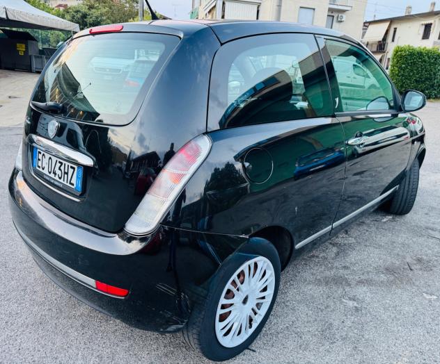 Lancia Ypsilon 1.2 Versus - Foto 7