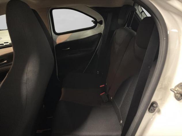 Toyota Aygo X 1.0 Active 72cv s-cvt - Foto 10
