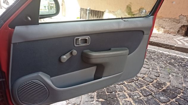 NISSAN Micra, modello d'epoca K11. Periodo immatric. Marzo 2000 - Foto 10