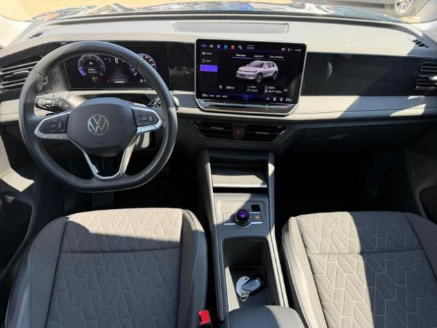 VOLKSWAGEN Tiguan 2.0 TDI 150 CV DSG Life rif. 23989945 - Foto 9