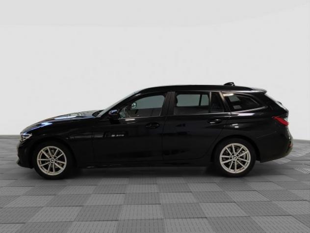 BMW 320 Serie 3 (G20/G21) d Touring Business Advantage a rif. 23661888 - Foto 2