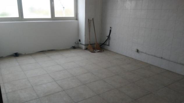 Immobile di 320 m² con 2 locali in affitto a Carpi - Foto 5