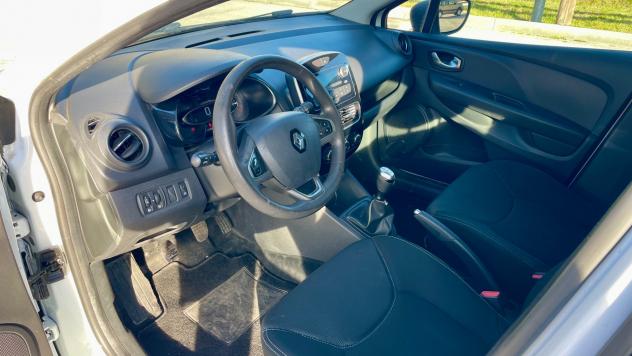 RENAULT CLIO 1.5DCI 5 PORTE 90.000KM - 2018 - Foto 6