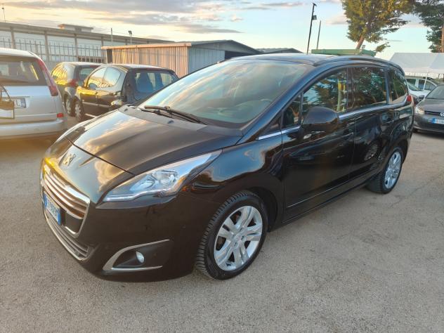 Peugeot 5008 1.6 e-HDi 115CV S&S ETG6 Allure - Foto 3