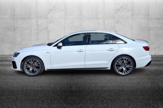AUDI A4 35 TFSI S tronic S line edition rif. 23757672 - Foto 3