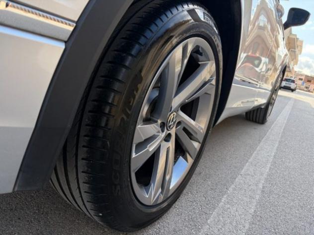 VOLKSWAGEN Tiguan 2.0TDI 150 DSG R-Line *69000KM* rif. 23795731 - Foto 4