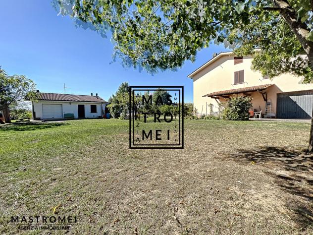 CASA INDIPENDENTE di 9 vani e di 300 mq (ALTOPASCIO) rif. 3404 - Foto 8