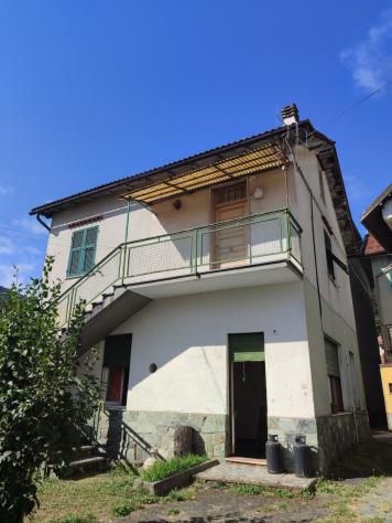 Porzione di casa in vendita a Urbe