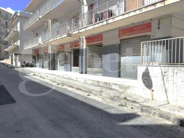 Negozio - Ragusa . Rif.: Cod. rif 3297321ACG
