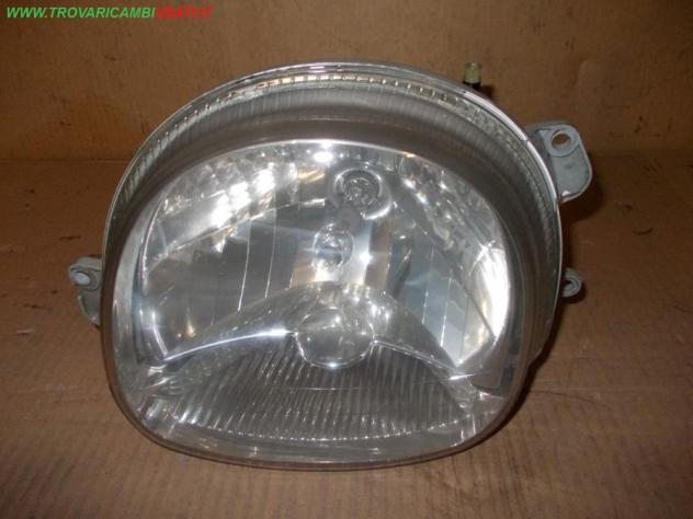 PROIETTORE S. PARAB. CROMATA RENAULT TWINGO (C06)  Parti elettriche  Fanaleria  Proiettori  Proiettore ant. RENAULT - TWINGO - 01-09-1998 - 01-05-2007