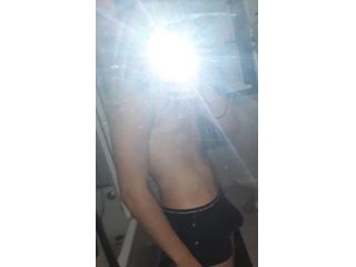 Amore e incontri Brescia - Ragazzo giovane cerca una o più ragazze per divertimento Tel:3336434369