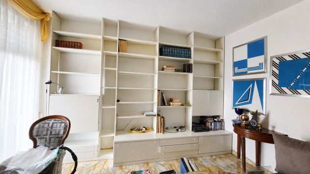 GRANDE LIBRERIA COMPONIBILE LACCATA BIANCA CON SCRIVANIA