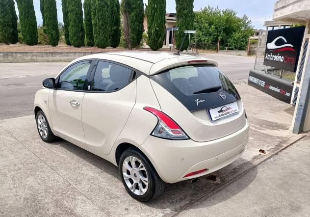LANCIA - Ypsilon - 1.2 69 CV 5p. GPL Ecochic Gold - Foto 8