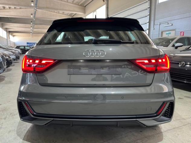 AUDI A1 SPB 30 TFSI Stronic S line edition "17 Sline/F.Led rif. 23905572 - Foto 7