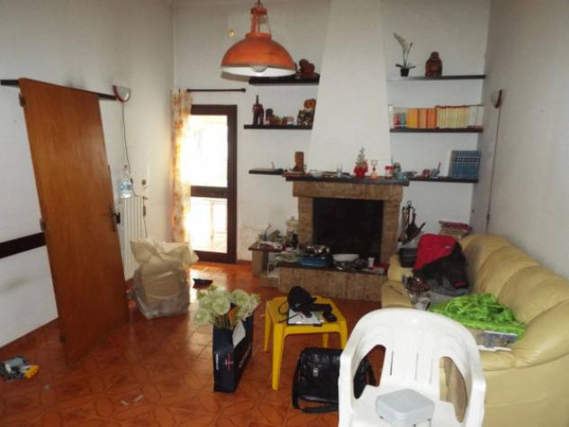 Immobile in asta di 261 m² con più di 5 locali e box auto in vendita a Lizzanello - Foto 15