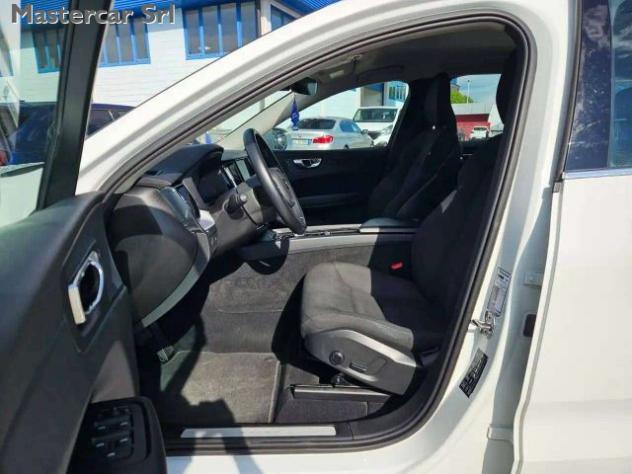 VOLVO XC60 XC60 II 2018 2.0 b4 Momentum Pro awd auto -GE944CR rif. 23835153 - Foto 10
