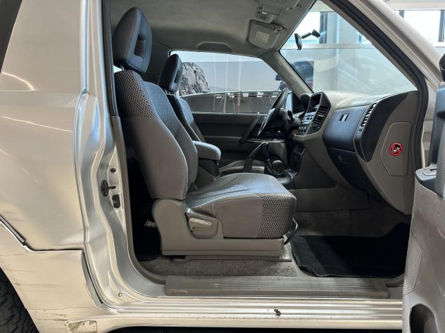 Mitsubishi Pajero Pajero 3p 3.2 tdi 16v di-d GLS SWB (121kw) - Foto 10