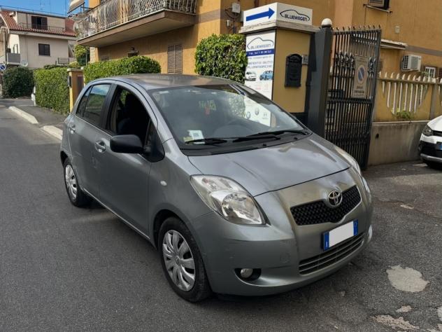 Toyota Yaris 1.3 Benzina 5 porte 87cv Ottima anche x NEOPATENTATI - Foto 7