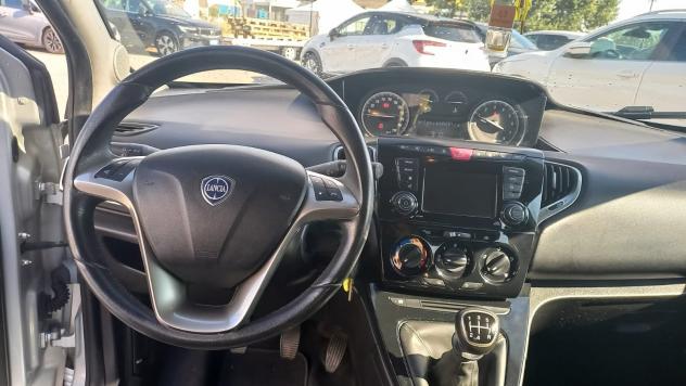 Lancia Ypsilon 1.2 69cv Gold - Foto 8