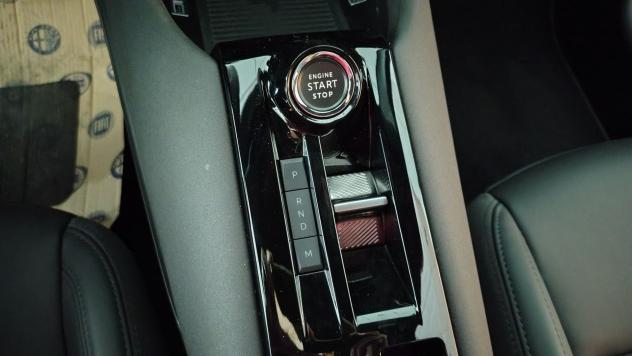Alfa Romeo Junior Ibrida 1.2 145CV Hybrid eDCT6 ibrida SPECIALE - Foto 9