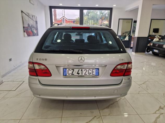Mercedes-Benz E 320 cdi Avantgarde TETTO APRIBILE - Foto 10