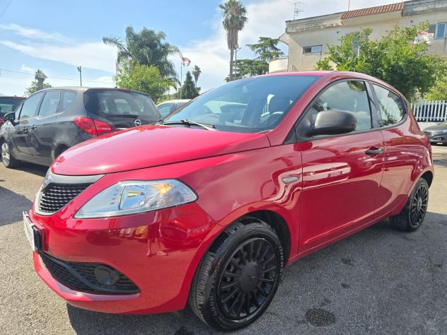 Lancia Ypsilon 1.0 FireFly 5 porte S&S Hybrid Ecochic - Foto 3