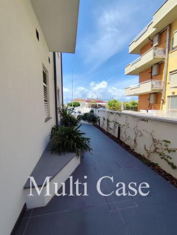 APPARTAMENTO SIGNORILE CON GIARDINO A LIDO DI CAMAIORE - Foto 13