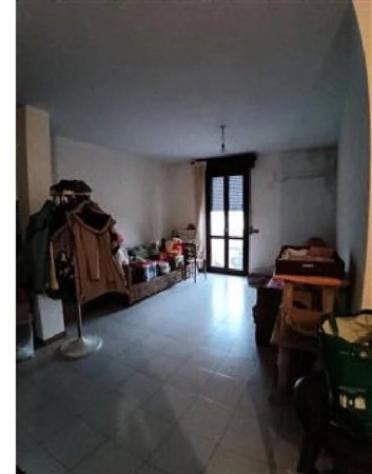Immobile in asta di 175 m² con più di 5 locali e box auto doppio in vendita a Monticelli d'Ongina - Foto 2