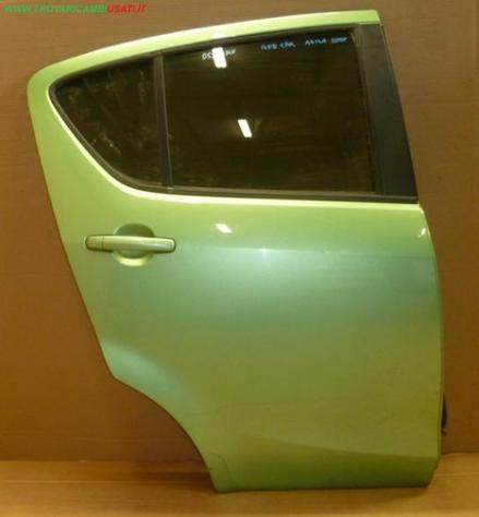 PORTA POST.D. VERDE CHIARO MET. C/ALZ. VETRO SCURO  Carrozzeria  Lamierati esterni  Porte  Porta post. dx. OPEL - AGILA B - 01-03-2008 - 01-06-2015