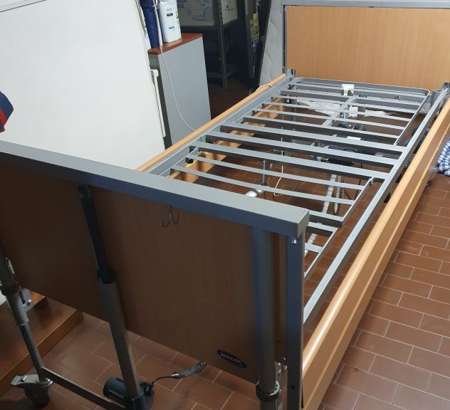 LETTO ELETTRICO PER PERSONE DISABILI INVANCARE - Foto 6