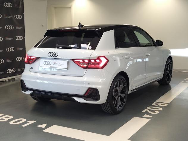 Audi A1 Sportback 30 TFSI S tronic Identity Black - Foto 4