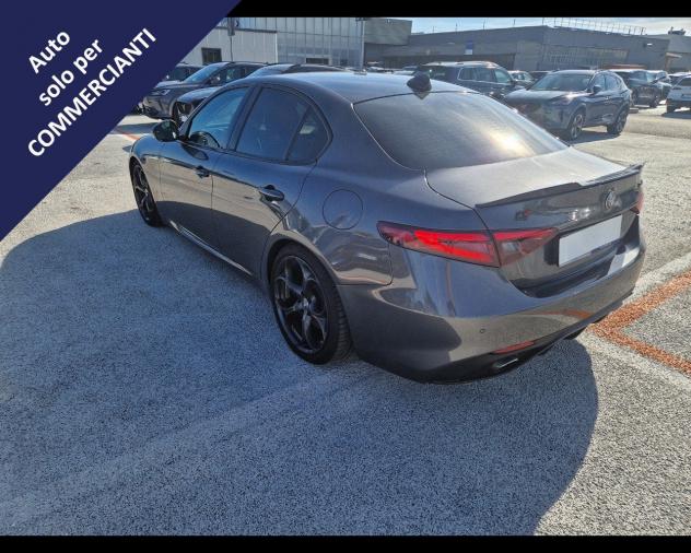 Alfa Romeo Giulia Giulia (2016) - Giulia 2.2 Turbodiesel 210 CV AT8 AWD Q4 Vel - Foto 7