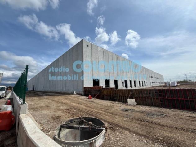 Immobile di 15000 m² con più di 5 locali in affitto a Ospitaletto - Foto 2