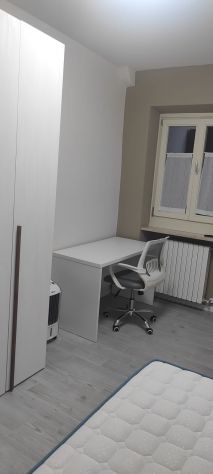 Camera centro Vercelli Tutte le spese incluse - Foto 2