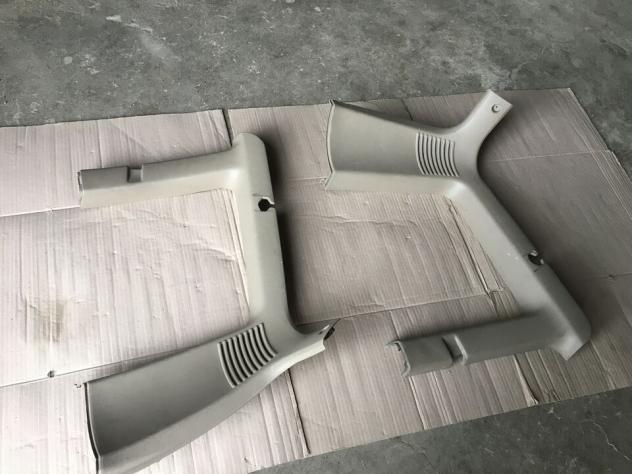 Plastiche cornici vetri posteriori Nissan Terrano II / 2 3P 2001 - Foto 2