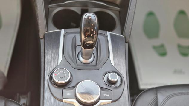 Alfa Romeo Stelvio 2.2 Turbodiesel 210 CV Q4 Veloce - Foto 10