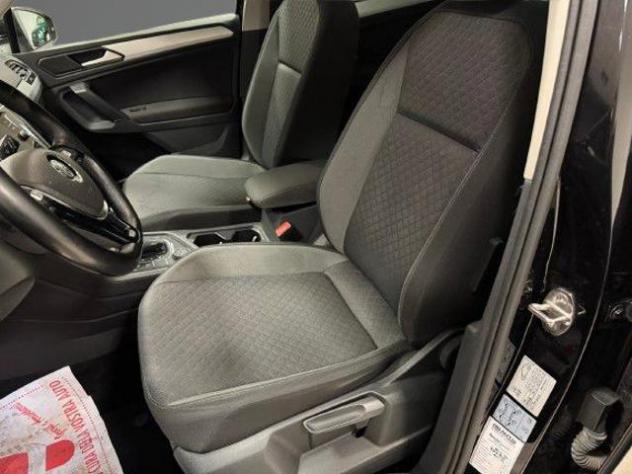 VOLKSWAGEN Tiguan 2.0 TDI 150 CV SCR DSG 4MOTION R-Line rif. 23883068 - Foto 3