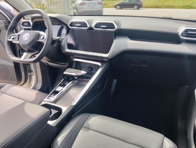 Mg ZS 1.5 Hybrid+ Luxury PARI AL NUOVO - Foto 9