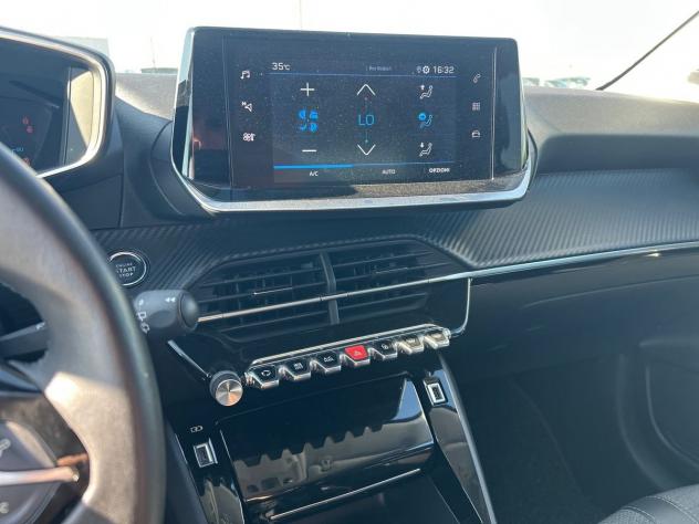 Peugeot 208 II 2019 1.2 puretech Allure s&s 100cv my20 - Foto 9