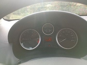 Peugeot 206 Plus 1.1 benzina, versione 3 porte (Urban/One Line), anno 2010 - Foto 3