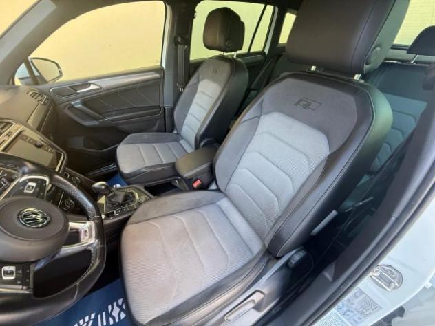 VOLKSWAGEN Tiguan 2.0 TDI SCR DSG R-LINE Exiterior 4 MOTION rif. 23745884 - Foto 9