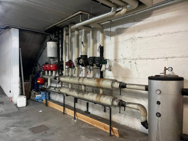 Immobile di 1650 m² con più di 5 locali in vendita a Brescia - Foto 20