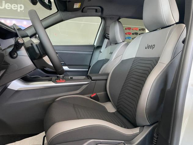 Jeep Compass Compass full-electric First Edition fwd 213cv auto - Foto 8
