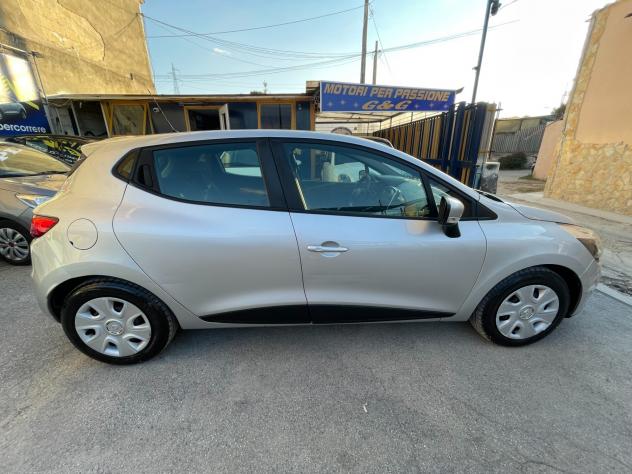 Renault Clio dCi 8V 75CV Start&Stop 5 porte Energy Zen - Foto 2