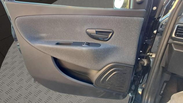 Lancia Ypsilon 1.0 FireFly 5 porte S&S Hybrid Silver - Foto 7