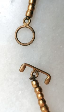 BELLISSIMA COLLANA ETNICA GIROCOLLO IN AUTENTICO LAPISLAZZULO E MONETE OTTONE. - Foto 7