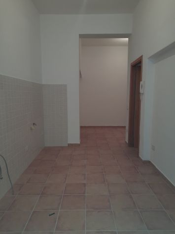 10 V070 Palazzina indipendente ristrutturata nel cuore di Bagheria - Foto 2